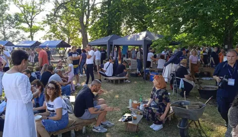 TOPOLJE - 28., dvodnevni Baranjski bećarac. - 3. Festival tista, lipanj 0223.