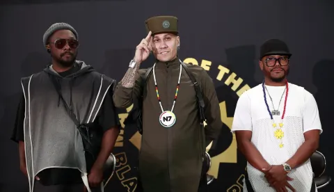 epa06953677 The members of the US music band The Black Eyed Peas, Will.i.am (L), Taboo (C) and Apl.de.ap (R) deliver a press conference at the Pepsi Center, in Mexico City, Mexico, 16 August 2018. The band is in Mexico City to perform a concert. EPA/JosA&Scaron; MA&Scaron;ndez