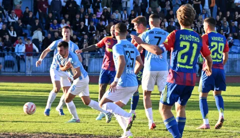 Vinkovci, 29.10.2025. - Utakmica osmine finala Hrvatskoga nogometnog kupa Cibalia - Hajduk.foto HINA/Gordan PANIĆ/ gp