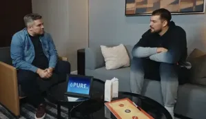 Ugledni ko&scaron;arka&scaron;ki novinar i komentator Edin Avdić preminuo je u srijedu u Beogradu u dobi od 47 godina.