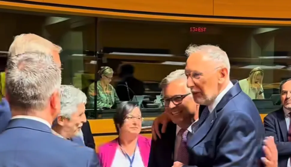 LUXEMBOURG, 4. lipnja 2026. (Hina) - Ministri unutarnjih poslova država članica EU-a odobrili su u četvrtak u Luxembourgu okvir za provedbu strategije za droge u čemu Hrvatska postiže ozbiljne rezultate, rekao je ministar Davor Božinović.