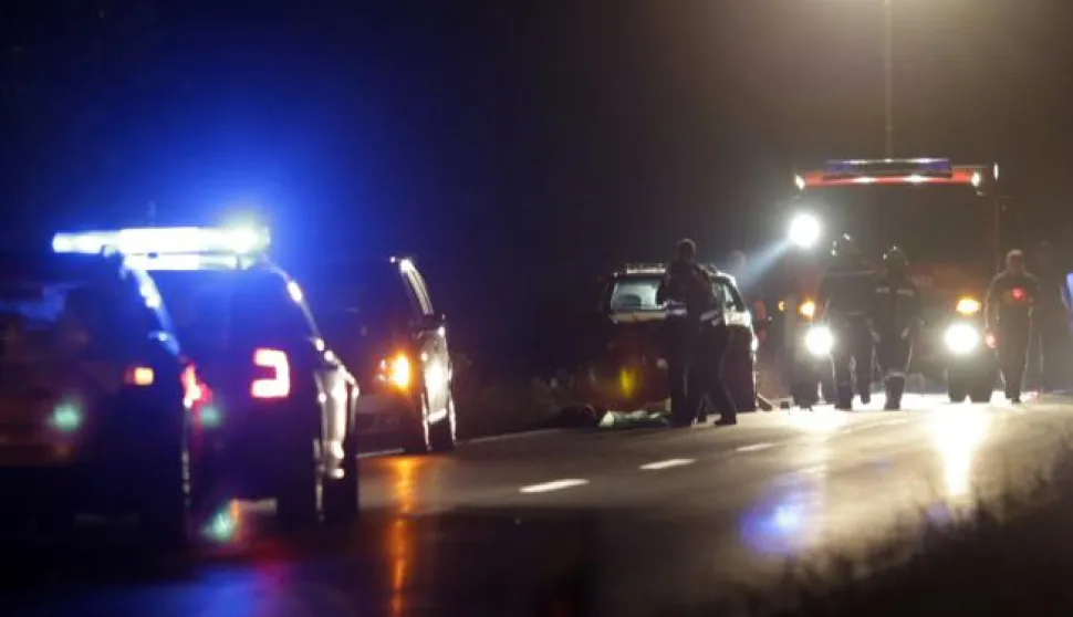 23.07.2015., Velika Gorica - Jedna osoba poginula je u prometnoj nesreci u blizini mjesta Mraclin na drzavnoj cesti D30 u smjeru Siska. Policijski ocevid je u tijeku. Photo: Grgur Zucko/PIXSELL