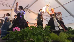 /Foto/ Tijelovo proslavili uz svečanu procesiju, smotru folklora i koncert TS &Scaron;okci
