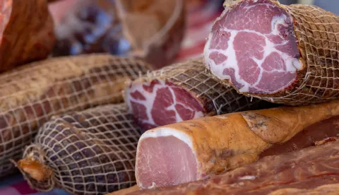 Inicijativa za za&scaron;titu dalmatinske buđole, jednog od tradicionalnih suhomesnatih proizvoda