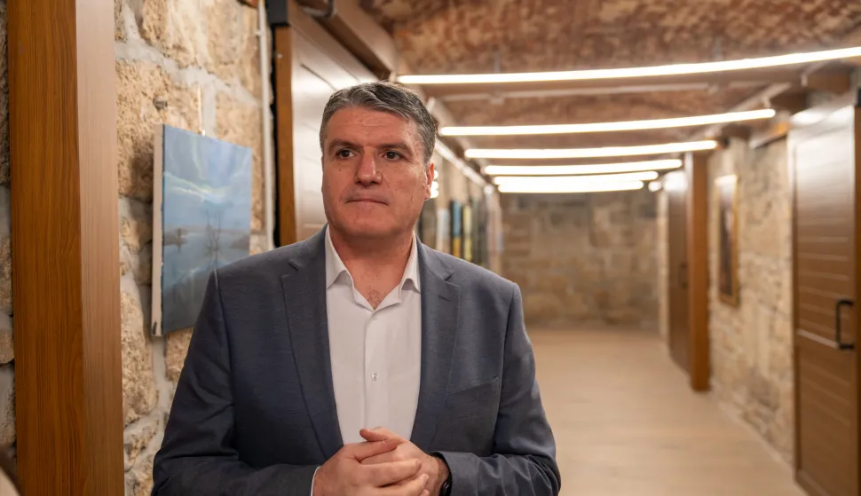 19.02.2026., Gospic - Grad Gospic, Licko-senjska zupanija i Fond za zastitu okolisa odrzali su sastanak na temu sanacije nelegalno odlozenog otpada u Gospicu. Na sastanku su bili i predstavnici građanske inicijative "Gospic je nas dom". Photo: Hrvoje Kostelac/PIXSELL