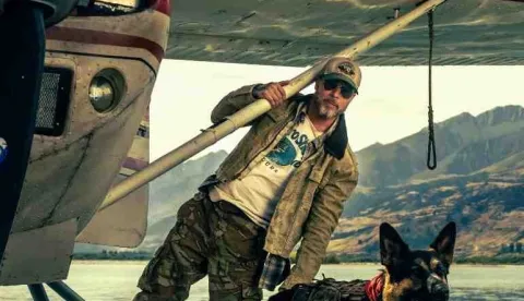 Brad Pitt glumi u novom akcijskom trileru &ldquo;Srce zvijeri&rdquo;, o čovjeku i psu