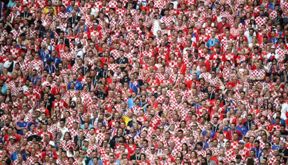 Moskva, 15.07.2018. - Finalna utakmica Svjetskog nogometnog prvenstva Rusija 2018 između reprezentacija Francuske i Hrvatske na stadionu Lunjiki. Na fotografiji navijači. foto HINA/ Damir SENČAR/ lsd