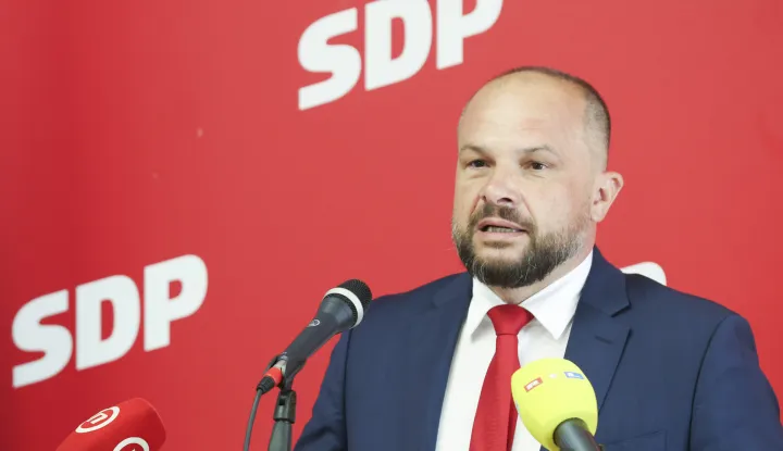 Zagreb, 13.06.2026. - Sjednica Glavnog odbora SDP-a Hrvatske.&nbsp;Na fotografiji predsjednik SDP-a Sini&scaron;a Hajda&scaron; Dončić. foto HINA/ Lana SLIVAR DOMINIĆ/ lsd