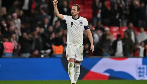 (FILES) England's striker #09 Harry Kane celebrates on the pitch after the 2026 World Cup Group K qualifier football match between England and Albania, at Wembley stadium in London, on March 21, 2025. Panama heads to its second World Cup aiming to defy expectations and advance from the group stage, with a squad lacking big stars and facing Harry Kane?s England, Luka Modric?s Croatia and Ghana (Photo by Glyn KIRK/AFP)/NOT FOR MARKETING OR ADVERTISING USE/RESTRICTED TO EDITORIAL USE