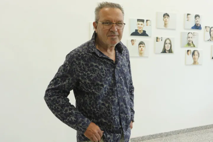 Osijek, 15. 06. 2026, KC, Izložba fotografija, Mladost, Dalibor Olujuć, (osma&scaron;i O&Scaron; Mladost). Otvorenje.Autor, Dalibor Olujić.snimio GOJKO MITIĆ