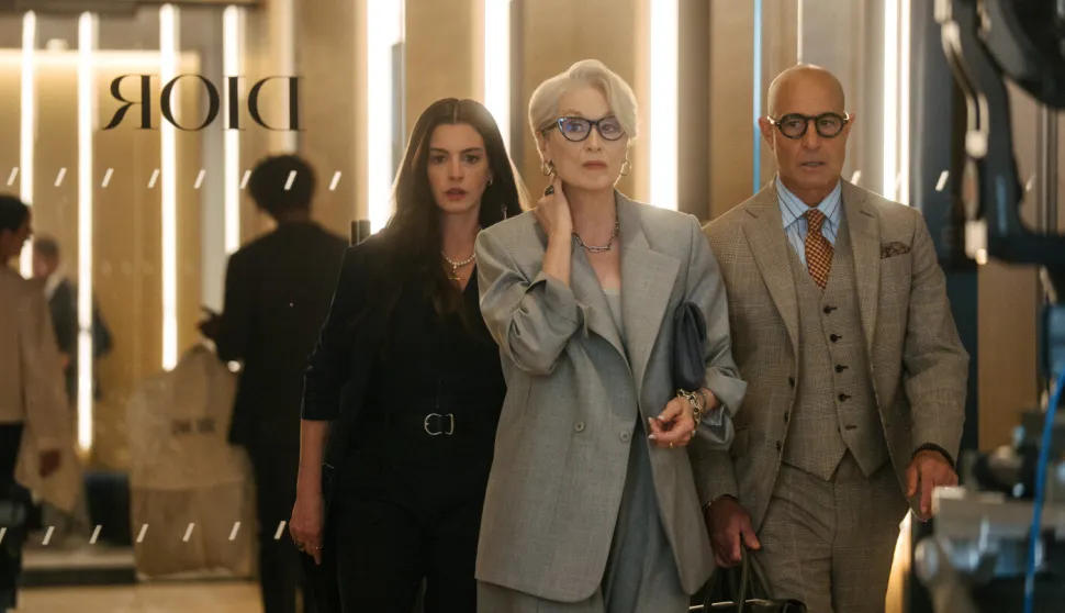 vrag nosi pradu 2U glavnim su ulogama Anne Hathaway, Meryl Streep i Stanley Tucci 