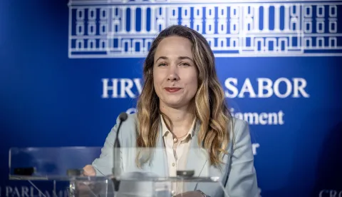 Zagreb, 17.6.2026 - Saborska zastupnica Marija Selak Raspudić (Klub nezavisnih zastupnika) održala je konferenciju za medije s temom "Regulacija dru&scaron;tvenih mreža - &scaron;to čeka Hrvatska?".Foto Hina/ Dario GRZELJ/ dag