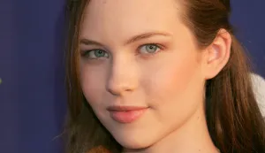 01 June 2006 - Hollywood, California - Daveigh Chase. Season Premiere of HBO's "Entourage" at the Cinerama Dome. Photo Credit: Russ Elliot/AdMedia/Sipa USA Photo: Admedia, Inc/SIPA USA