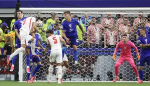 Dallas, 17.06.2026 - Utakmica 1. kola L skupine Svjetskoga nogometnoga prvenstva Engleska - Hrvatska. Na slici Petar Musa, Luka Vu&scaron;ković, Dominik Livaković, Harry Kane, John Stones.foto HINA/ Daniel KASAP/ ds