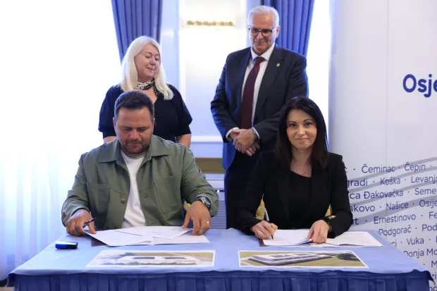 Potpisan ugovor s izvođačem radova na dogradnji Osnovne &scaron;kole "Dr. Franjo Tuđman" Beli ManastirOSIJEK - LIPANJ 2026.