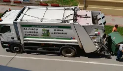 Odvoz otpada u Županji,snimila Marija Le&scaron;ić Omerović