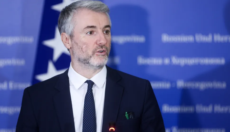 17.12.2025., Sarajevo, Bosna i Hercegovina - Konferencija za medije Ministra komunikacija i prometa BiH Edina Forte sa ministricom gradjevinarstva, saobracaja i infrastrukture Republike Srbije Aleksandrom Sofronijevic nakon sastanka. Photo: Armin Durgut/PIXSELL