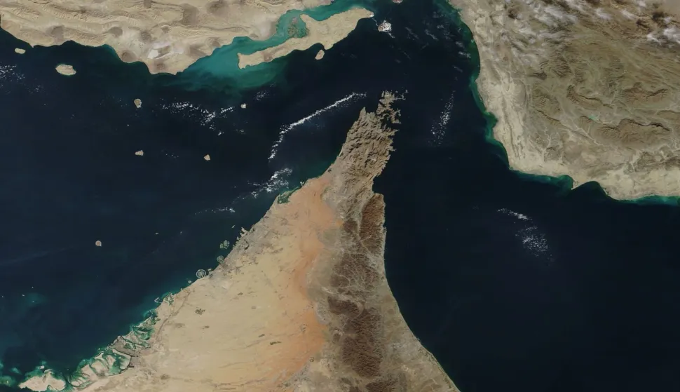 MAGAZINStrait of Hormuz - Wikipedia