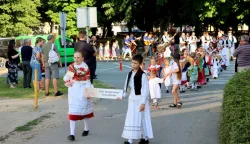 DONJI MIHOLJACOvogodi&scaron;nje, 52. izdanje Smotre folklora Miholjačko sijelo tijekom četiri dana ponudilo je bogat program, koji je privukao brojne posjetitelje.LIPANJ 2026.