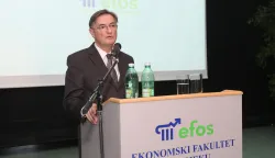 OSIJEK, 11. 12. 2015, EKONOMSKI FAKULTET, EFOS. SVEČANA IZBORNA SKUP&Scaron;TINA UDRUGE ALUMNI EFOS. ŽELJKO TURKALJ..snimio GOJKO MITIĆ