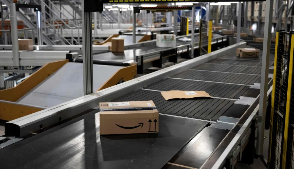 (FILES) This photograph shows parcels at a Collissimo platform in Le Thillay, Paris' suburb, on December 5, 2024. The French tax of two euros on small packages, introduced in March but circumvented by Asian platforms, will be ?suspended? on June 31, 2026, the day a three-euro European customs duty?to which it was originally intended to be added?takes effect, the French government announced to AFP. (Photo by Gr?goire CAMPIONE/AFP)