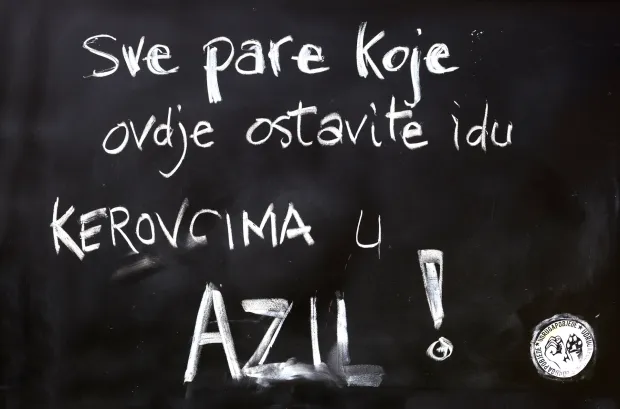 Osijek, 11. 04. 2026., Tvrđa, Posh-store, livada, sve po 1 Euro, azil SNIMIO BRUNO JOBST