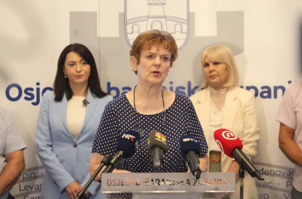 Osijek, 01. 07. 2026., Trg A. Starčevića 2, sporazum, sporazum o suradnji u programu kontrole komaraca, kontrola komaraca, županica, načelnici općina, Dubravka Vuković - NZJZSNIMIO BRUNO JOBST