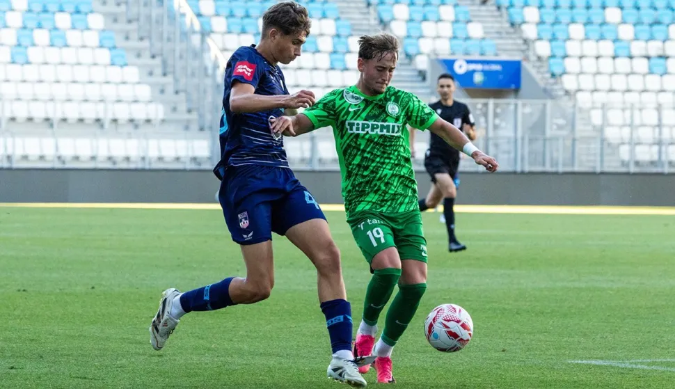 NK Osijek - Paksi. Prijateljska utakmica. Opus Arena