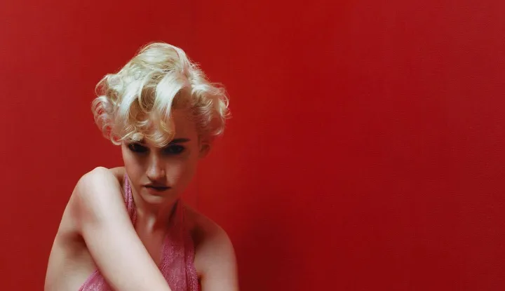 Julia Garner