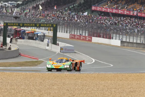 Kultna se Mazda 787B na velika vrata vratila u Le Mans