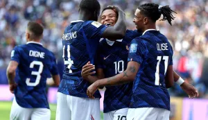 EAST RUTHERFORD, NEW JERSEY - JUNE 30: Kylian Mbappe #10 of France celebrates with Dayot Upamecano #4 and Michael Olise #11 after scoring the team's third goal during the FIFA World Cup 2026 Round Of 32 match between France and Sweden at New York New Jersey Stadium on June 30, 2026 in East Rutherford, New Jersey. Al Bello/Getty Images/AFP (Photo by AL BELLO/GETTY IMAGES NORTH AMERICA/Getty Images via AFP)