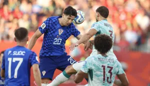 Torongo, 03.07.2026 - Utakmica 1/16 finala Svjetskog nogometnog prvenstva Portugal - Hrvatska u Torontu. Na slici Igor Matanović, Ruben Dias.foto HINA/ Daniel KASAP/ ds