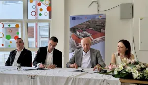 VINKOVCIGradonačelnik Josip Romić potpisao je ugovor o izvođenju radova na izgradnji i opremanju &scaron;kolske sportske dvorane uz O&Scaron; Nikole Tesle u vinkovačkom prigradskom naselju Mirkovcima. srpanj 2026.