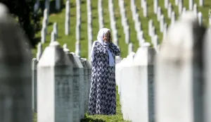 10.07.2024., Potocari, Bosna i Hercegovina - Hajrija Osmanovic dosla je u Potocare prvi put nakon vise od 20 godina. Hajrija obilazi grobove cetvorice sinova njene pokojne sestre. Photo: Armin Durgut/PIXSELL