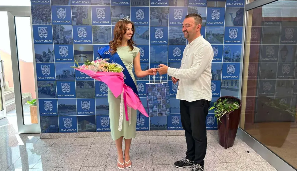 Gradonačelnik Pavliček primio Vukovarku Leu Turkalj, prvu pratilju Miss sporta Hrvatske 2026.