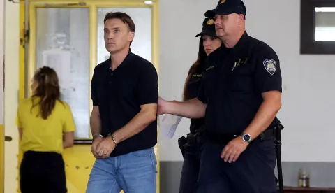 14.07.2026. Zagreb - Proslavljeni biv&scaron;i hrvatski nogometni reprezentativac Dario &Scaron;imić uhićen je u novoj antikorupcijskoj akciji USKOK-a i policije. Sumnjiči ga se za korupciju i ilegalno ishođenje dozvola za rad svog kampa u Tisnom na otoku Murteru tijekom 2020. i 2021. godine. Photo: Sanjin Strukic/PIXSELL