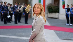 Italy's Prime Minister, Giorgia Meloni waits for the arrival of Irish Prime Minister Micheal Martin at Palazzo Chigi prior their meeting in Rome on May 22, 2026. (Photo by Tiziana FABI/AFP)