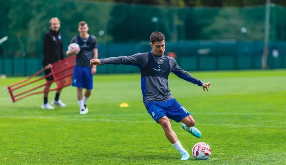 NK Osijek. Pripreme Maribor. Stanislav &Scaron;opov