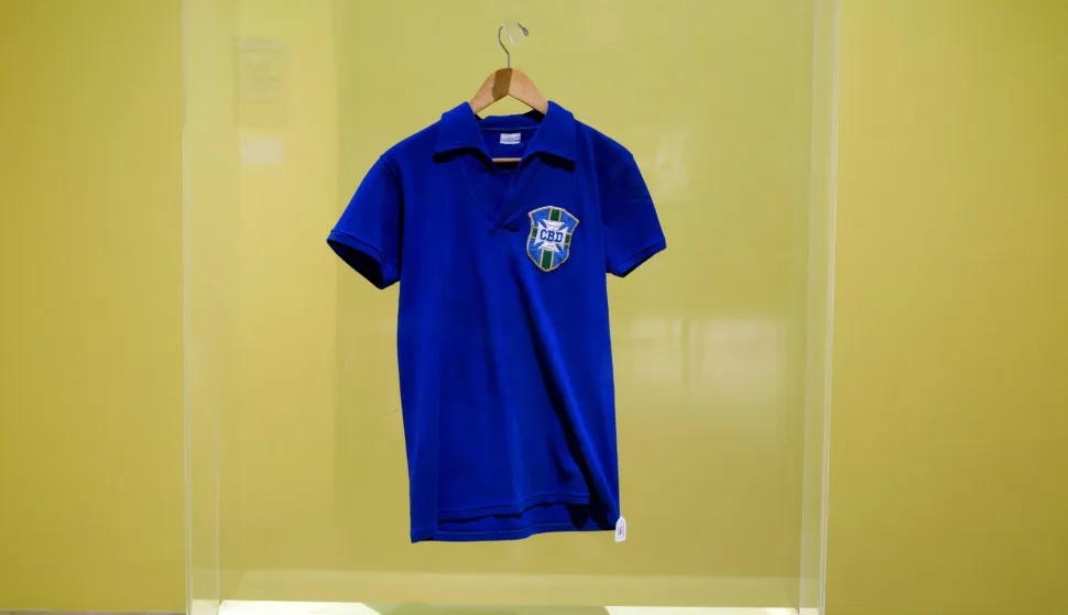 Dres brazilske legende Pelea prodan za 4.88 milijuna dolara