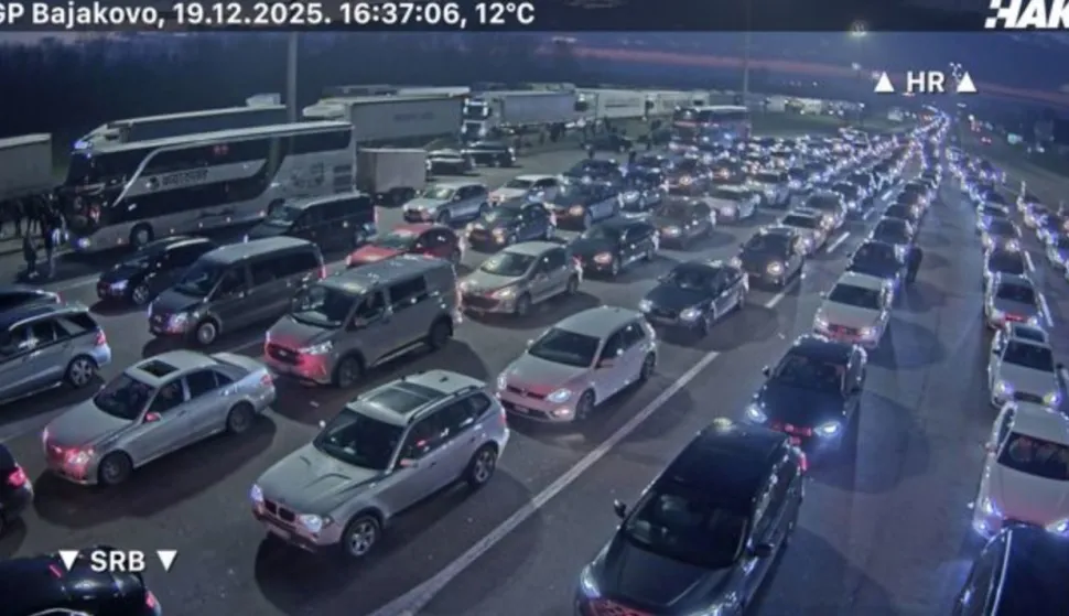 Ogromna gužva na Bajakovu
