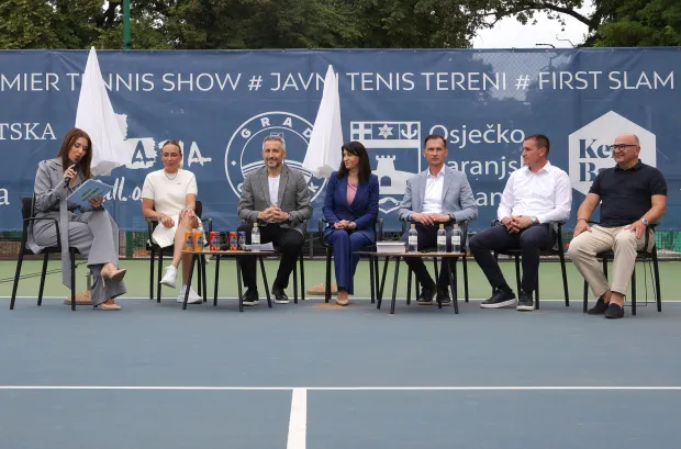 Osijek, 20. 07. 2026., Perivoj kralja Tomislava, Teniski tereni, first slam, Donna Vekić, press konferencija; konferencija za medijeSNIMIO BRUNO JOBST