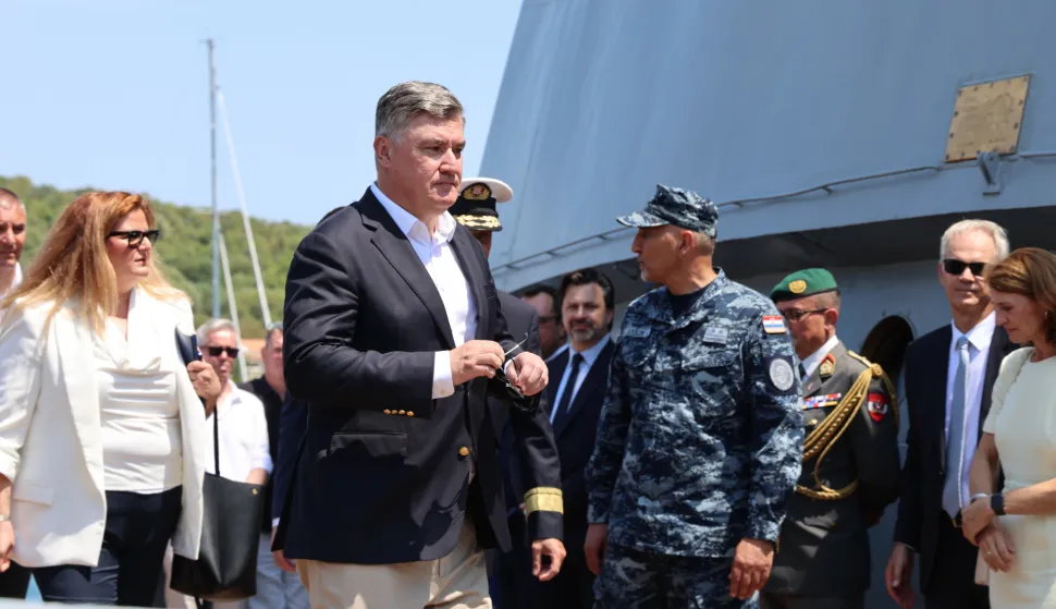 20.07.2026.,Vis-Predsjednik Republike Zoran Milanovic sudjelovao na obiljezavanju 160. obljetnice Viskog boja kojom prigodom je polozio vijenac u more s broda Hrvatske ratne mornarice Photo: Ivo Cagalj/PIXSELL
