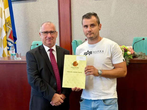 VINKOVCIU Vinkovcima su uručeni ugovori o sufinanciranju kupnje kuće ili stana mladim obiteljima u Vukovarsko-srijemskoj županiji, a pravo sufinanciranja ostvarila su 94 korisnika.srpanj 2026.