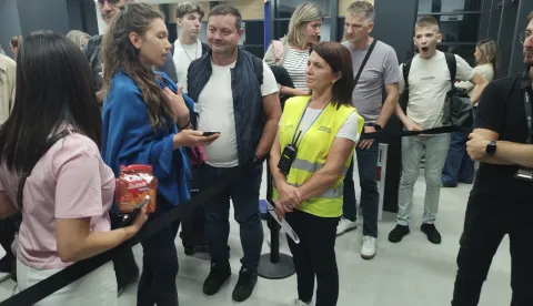 Let za London kasnio do jutra, putnici usred noći morali napustiti Zračnu luku