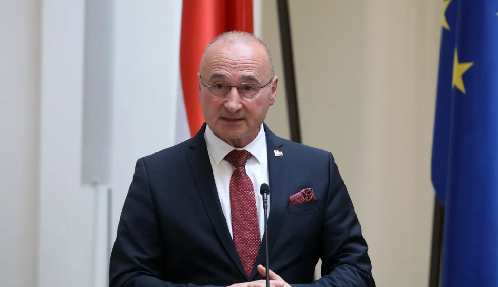 Zagreb, 14.01.2026 - Ministarstvo vanjskih i europskih poslova Republike Hrvatske svečano je obilježilo Dana međunarodnog priznanja Republike Hrvatske i Dana mirne reintegracije hrvatskog Podunavlja. Na fotografiji ministar vanjskih i europskih poslova Gordan Grlić Radman.foto HINA/ Denis CERIĆ /dc