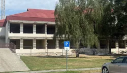 BELI&Scaron;ĆEU Osnovnoj &scaron;koli Ivana Kukuljevića Beli&scaron;će u tijeku je izvođenje radova na rekonstrukciji i dogradnji prostora radi uvođenja jednosmjenske nastave, vrijednih 8,748.302,72 eura. 2026.
