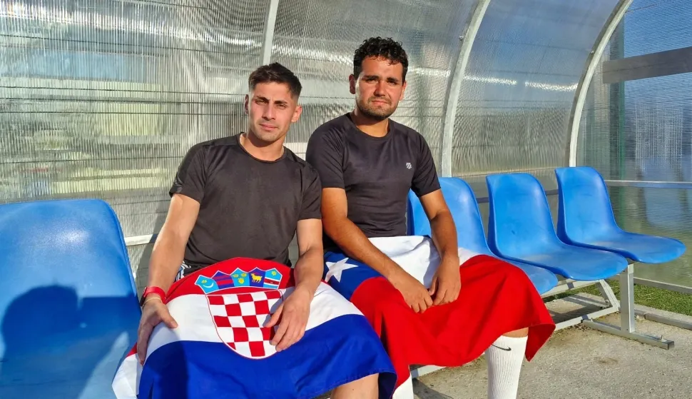 Iz Čilea stigli u Baranju zbog boljeg života: Jorge i Samuel rade na građevini, igraju nogomet i ne mogu bez čobanca