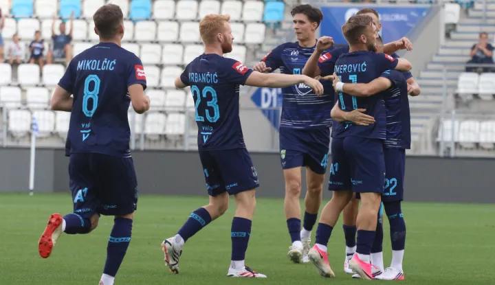 Osijek, 18. 07. 2026, Opus Arena, nogomet, prijateljska utakmica, Osijek - Honved. Nail Omerović (11).snimio GOJKO MITIĆ