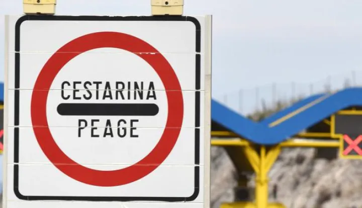 07.02.2016., Sibenik - Nova Vlada RH preispituje mogucnost ukidanja naplatnih kucica s autoceste i starog sustava naplate te razmislja o uvodjenju vinjeta na popluarnoj Dalmatini i ostalim autocestama. Photo: Hrvoje Jelavic/PIXSELL------kolor 2x nvoosti