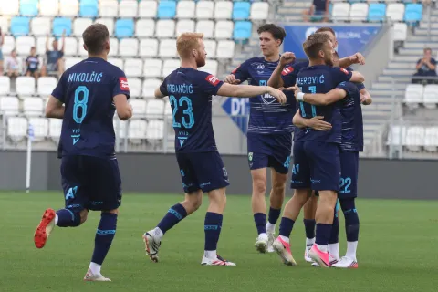 Osijek, 18. 07. 2026, Opus Arena, nogomet, prijateljska utakmica, Osijek - Honved. Nail Omerović (11).snimio GOJKO MITIĆ